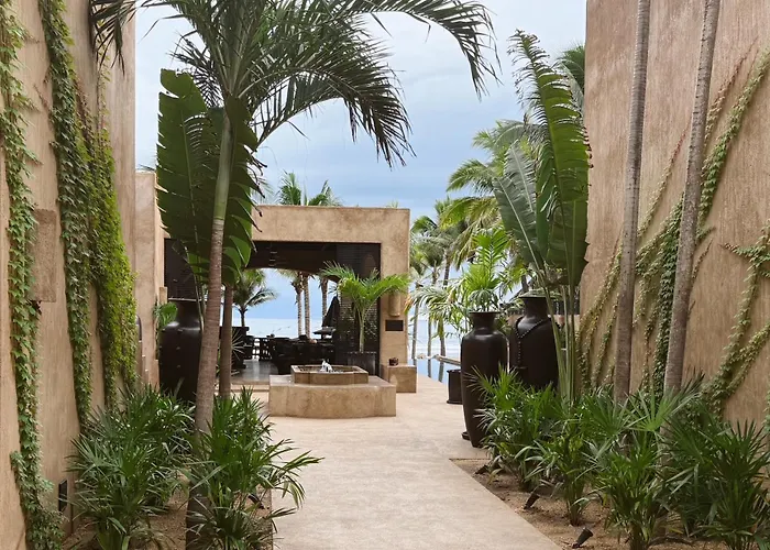 The Casa Saint George Hotel